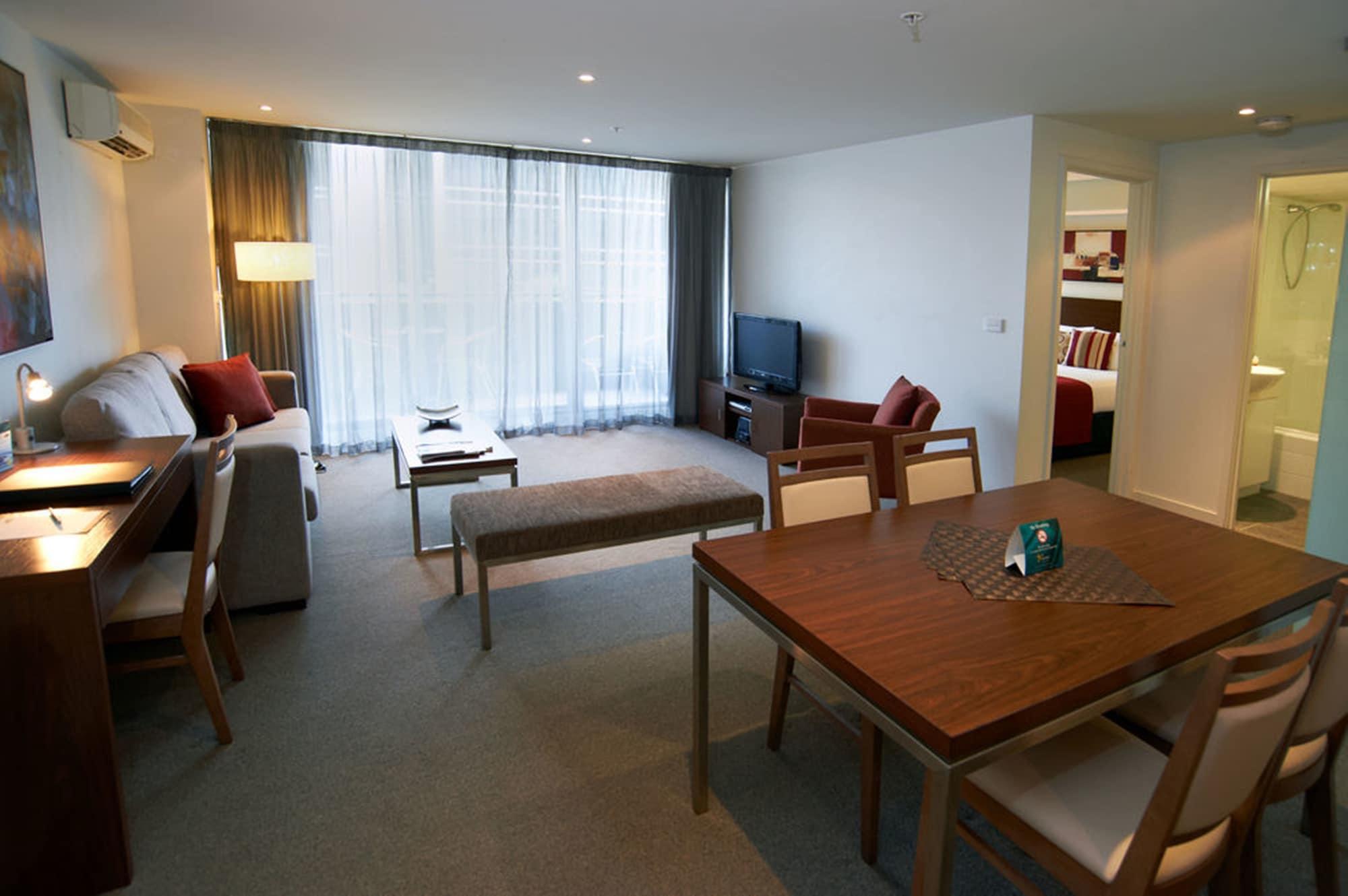 Quest On Dorcas Aparthotel Мелбърн Екстериор снимка