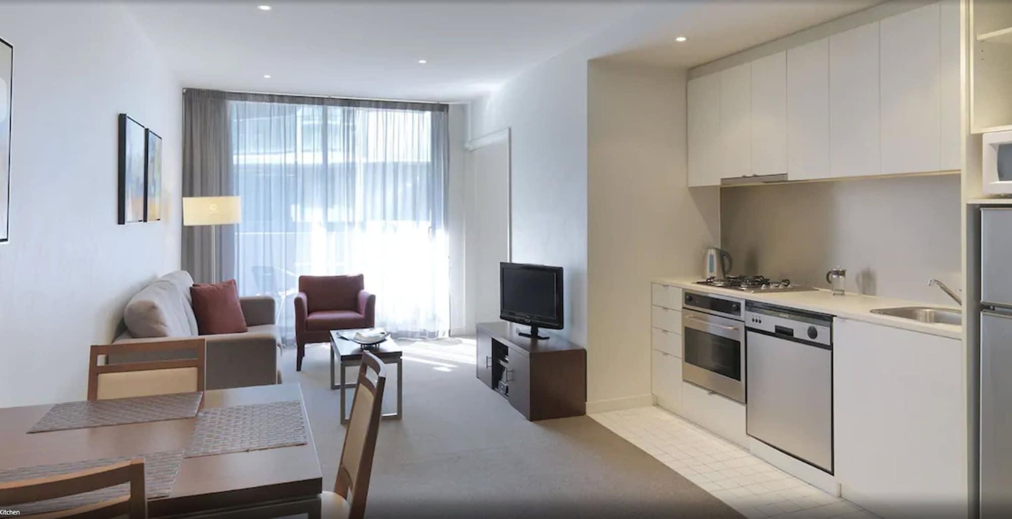Quest On Dorcas Aparthotel Мелбърн Екстериор снимка
