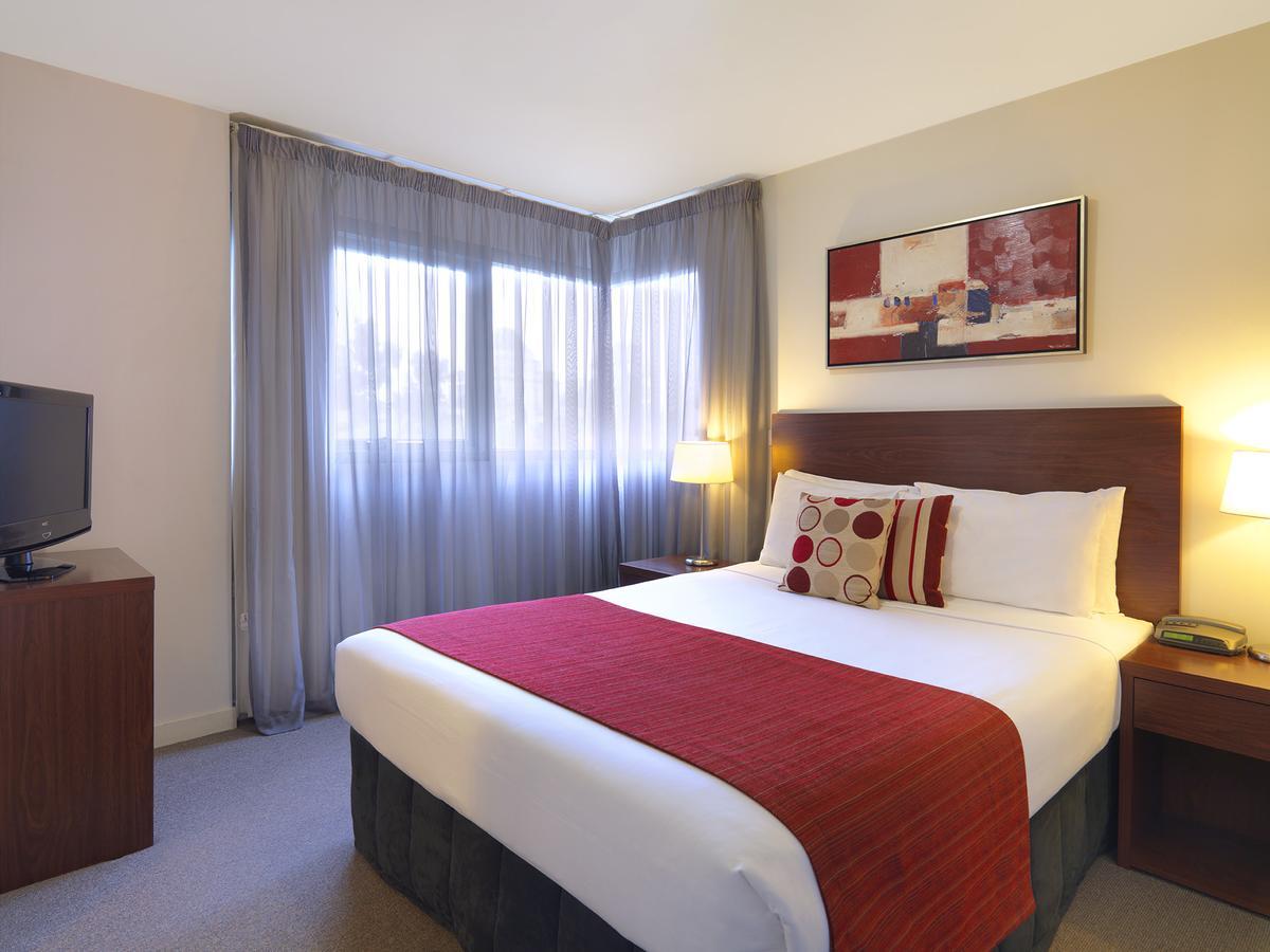 Quest On Dorcas Aparthotel Мелбърн Екстериор снимка