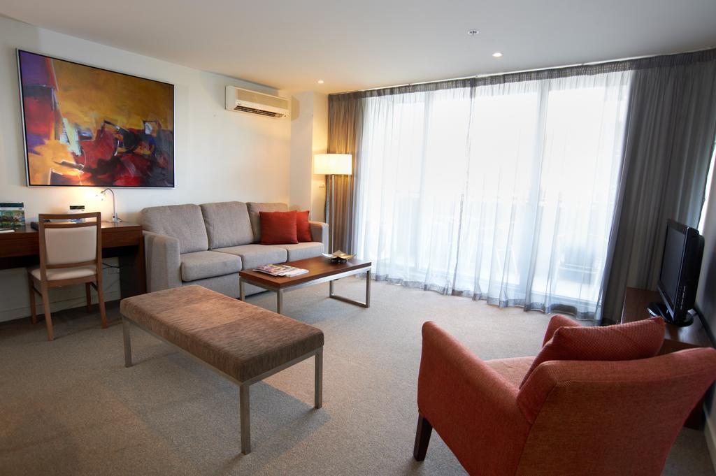 Quest On Dorcas Aparthotel Мелбърн Екстериор снимка